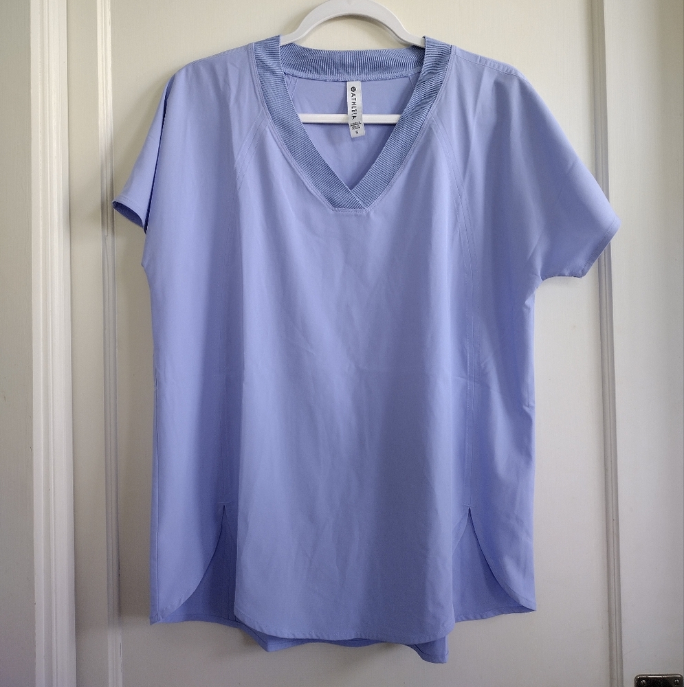Athleta Periwinkle Zephyr V-Neck Top Women's size S EUC
